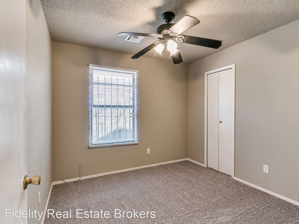 8701 Cedar Ridge Dr - Photo 29