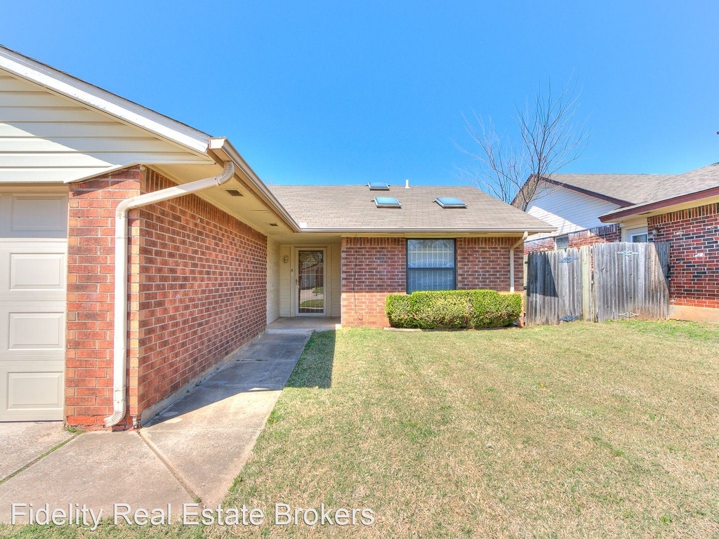 8701 Cedar Ridge Dr - Photo 37