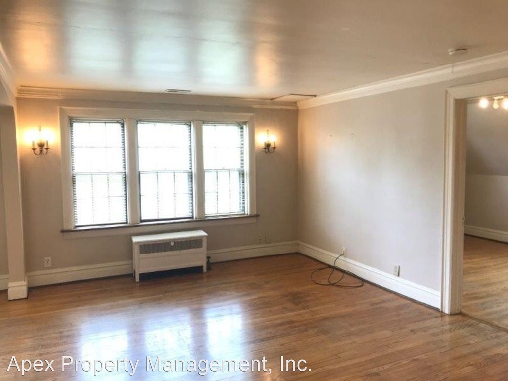 2202 Kendall Avenue - Photo 12