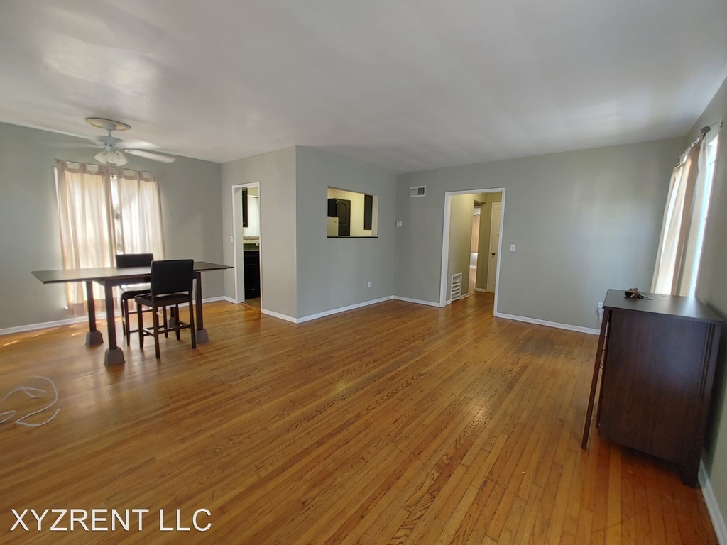 10996-10998 Roebling Ave. - Photo 16