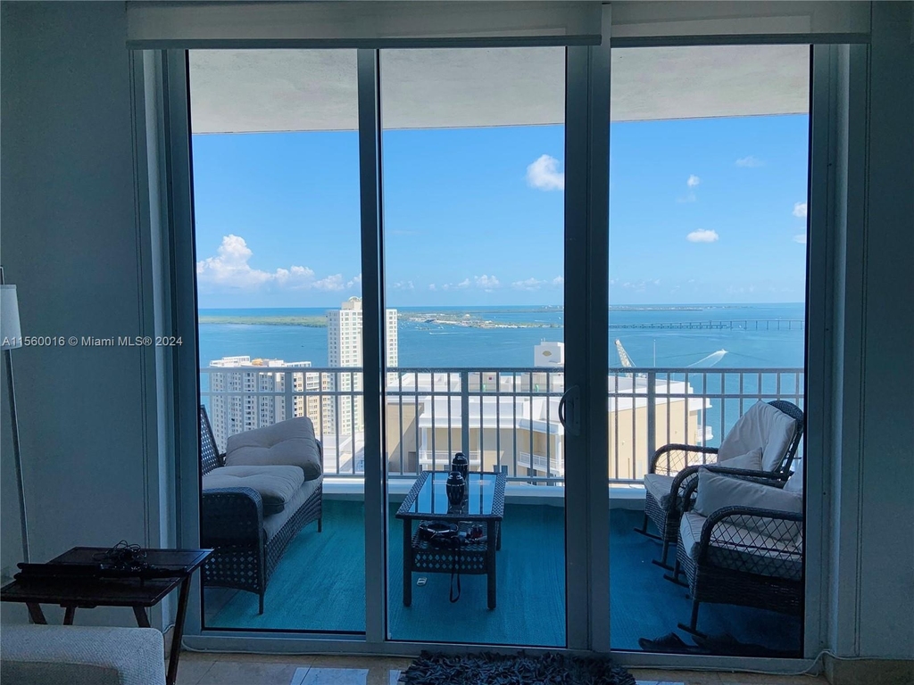 801 Brickell Key Blvd - Photo 1