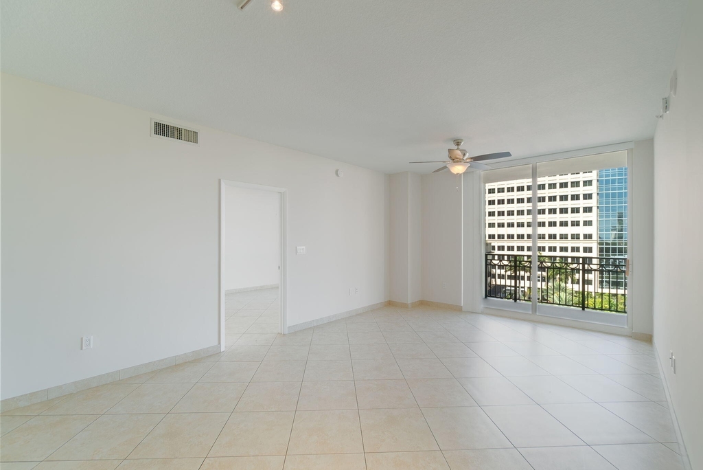 550 Okeechobee Boulevard - Photo 12