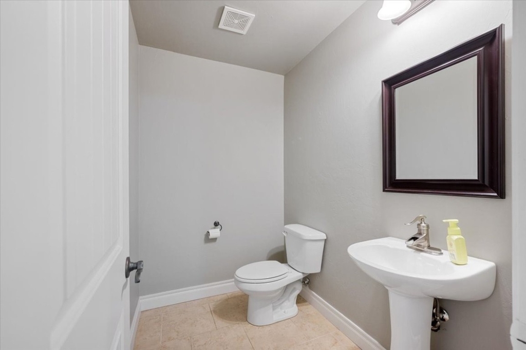 625 Ne 23rd Street - Photo 39