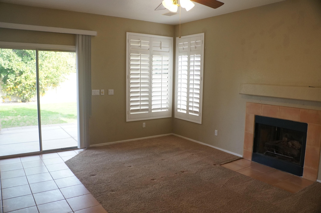 2750 W Shannon Court - Photo 11