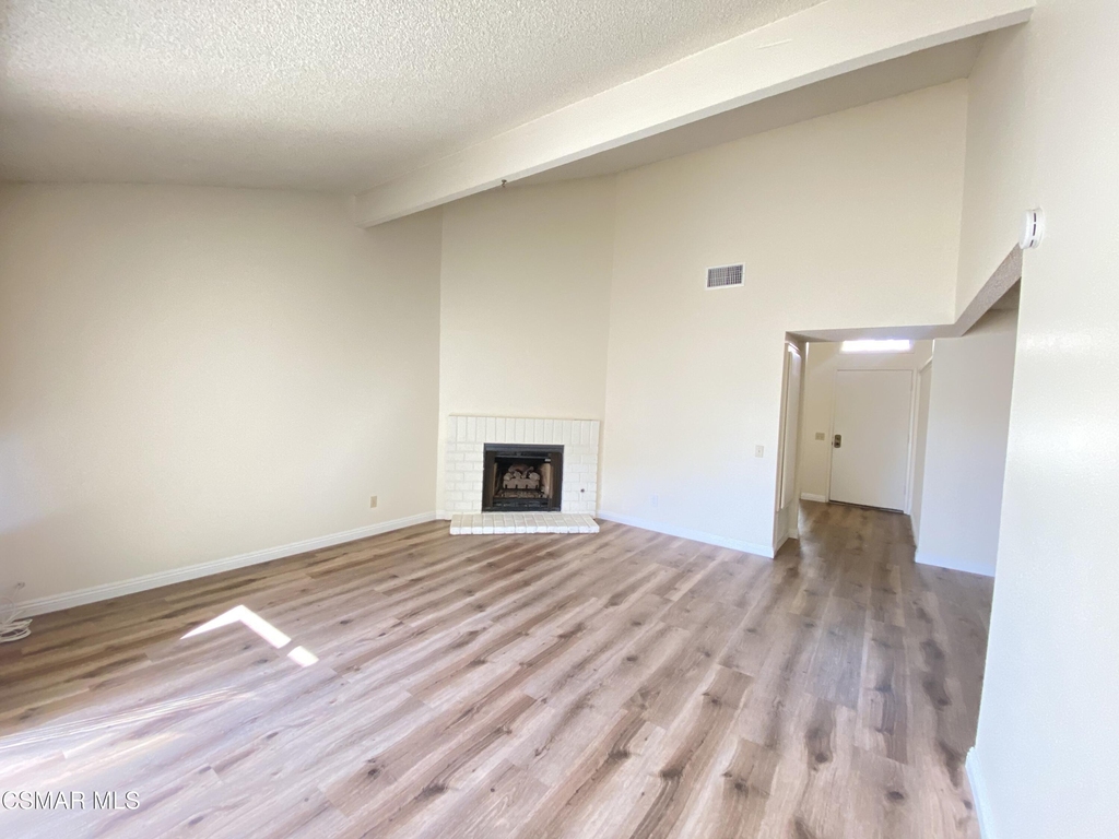 2174 Deerfield Street - Photo 6