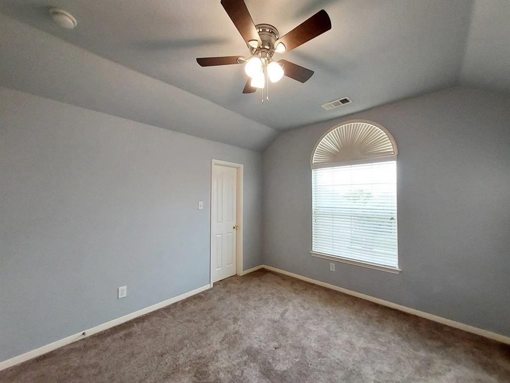 4002 Greenwood Way - Photo 21