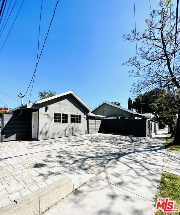 723 W California Ave - Photo 0