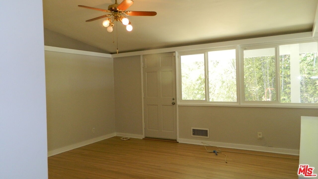 4627 Presidio Dr - Photo 32