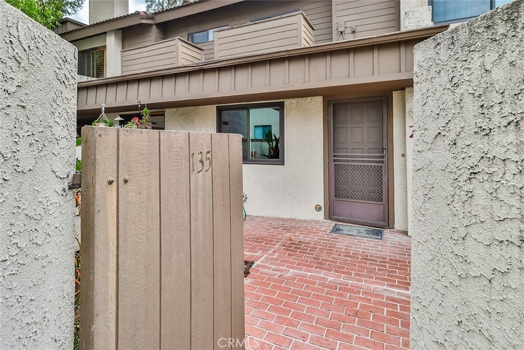 21500 Califa Street - Photo 2