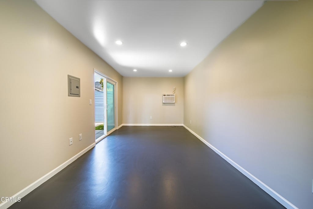 420 Violet Avenue - Photo 32