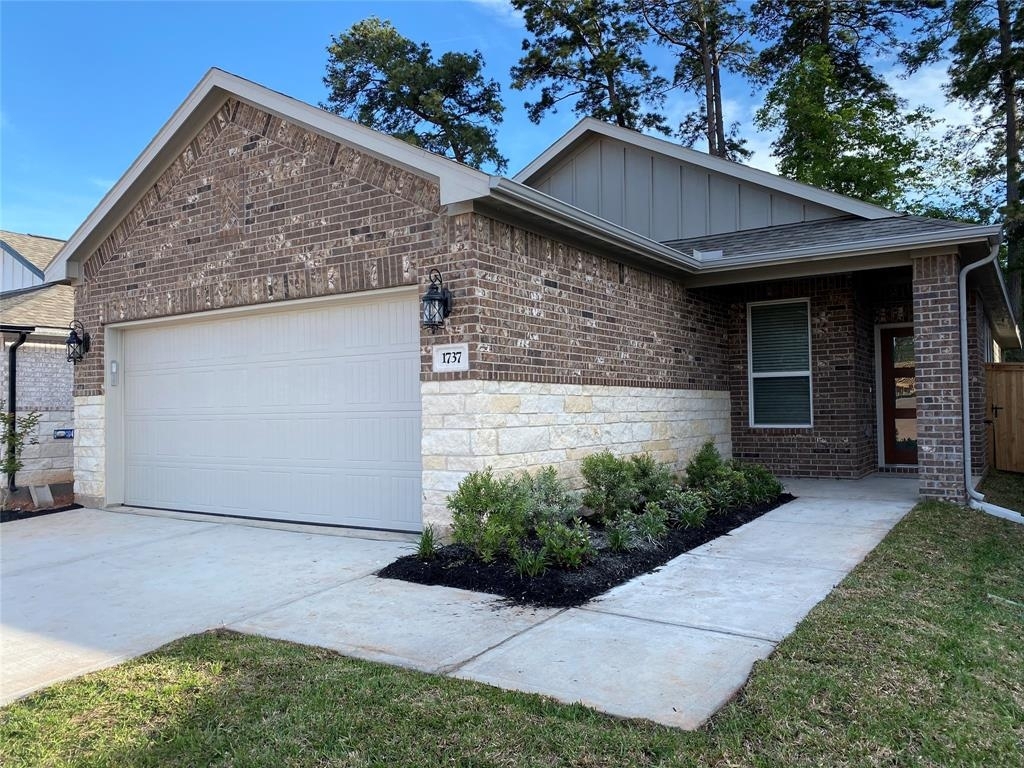 1737 Succotash Oak Court - Photo 0