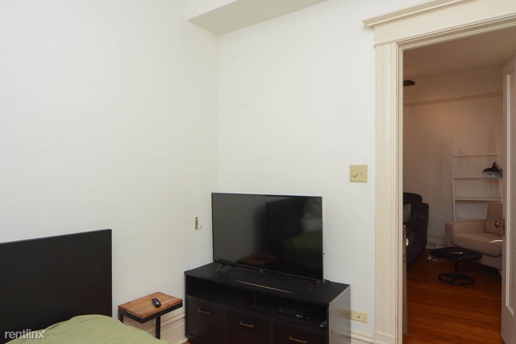 3744 W. Diversey, Unit 5 - Photo 13