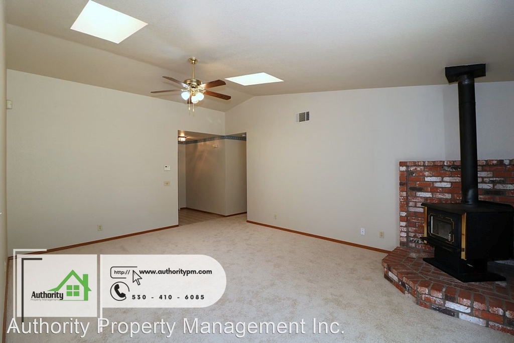 1844 Breckenwood - Photo 11