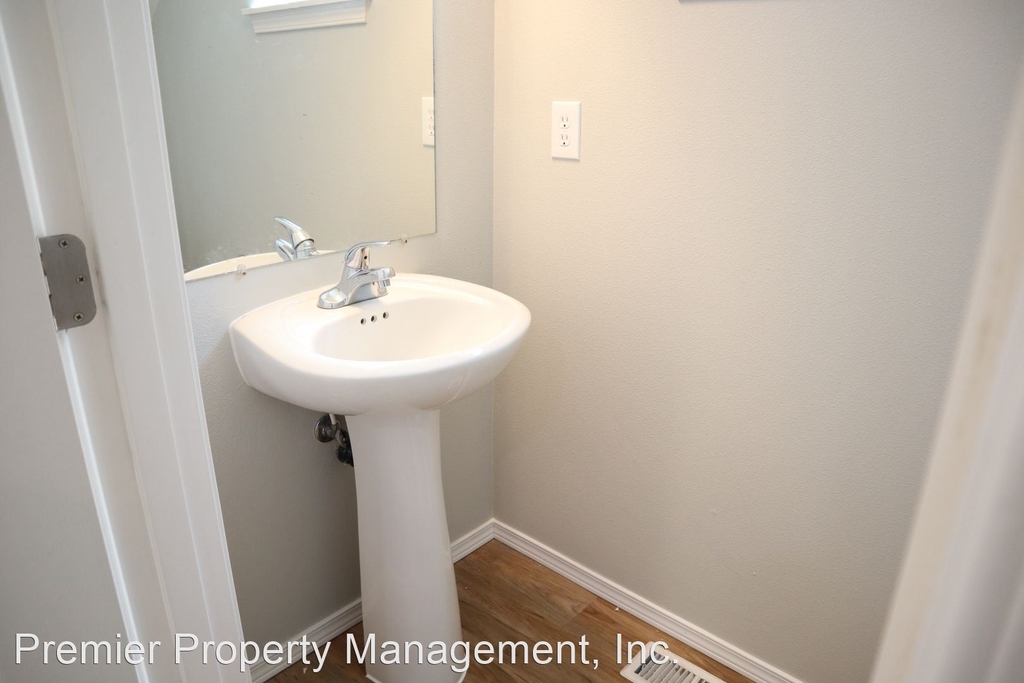 10509 Ne 63rd Street - Photo 10