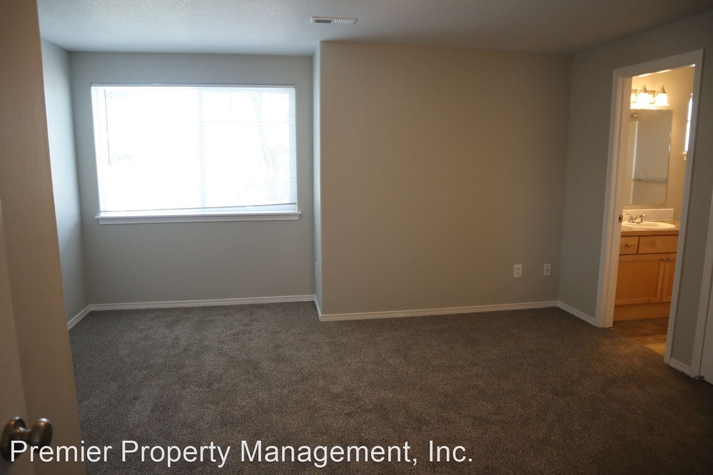 10509 Ne 63rd Street - Photo 14