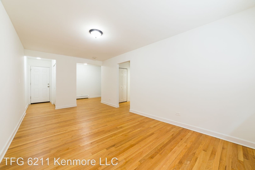 6211 N Kenmore Ave - Photo 2