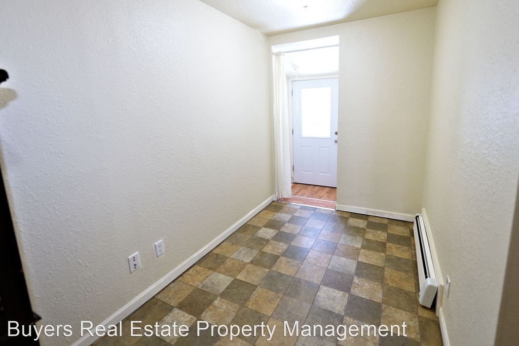 8540 Golden Street - Photo 2