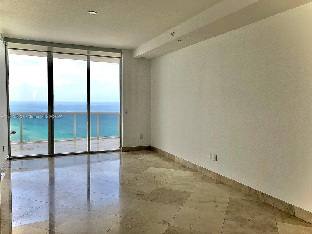 18201 Collins Ave - Photo 1