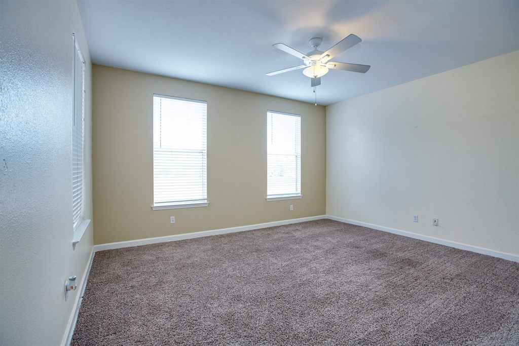 4266 Park Crossing Trail - Photo 15