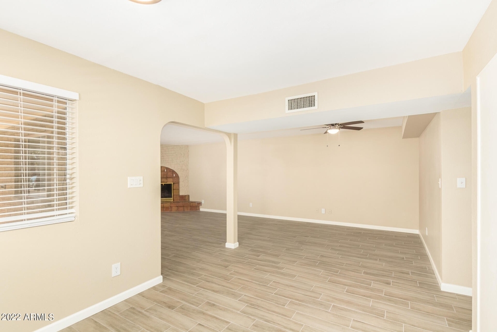 3650 E Glenrosa Avenue - Photo 5