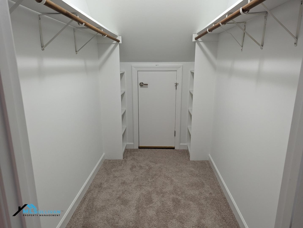 1306 Hampshire Court - Photo 18