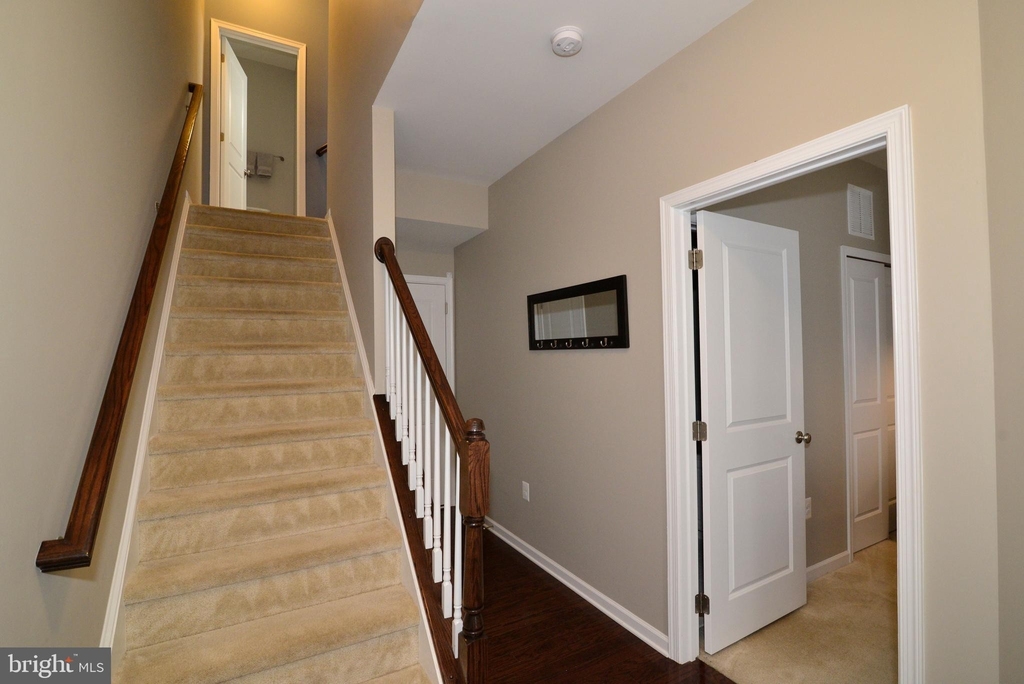 22531 Cambridgeport Square - Photo 4