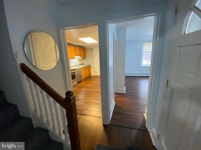 1037 Lancaster Ave - Photo 14