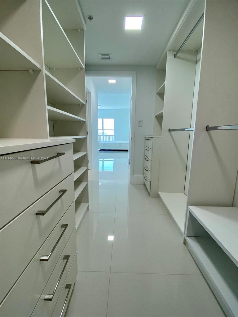 400 Sunny Isles Blvd - Photo 12