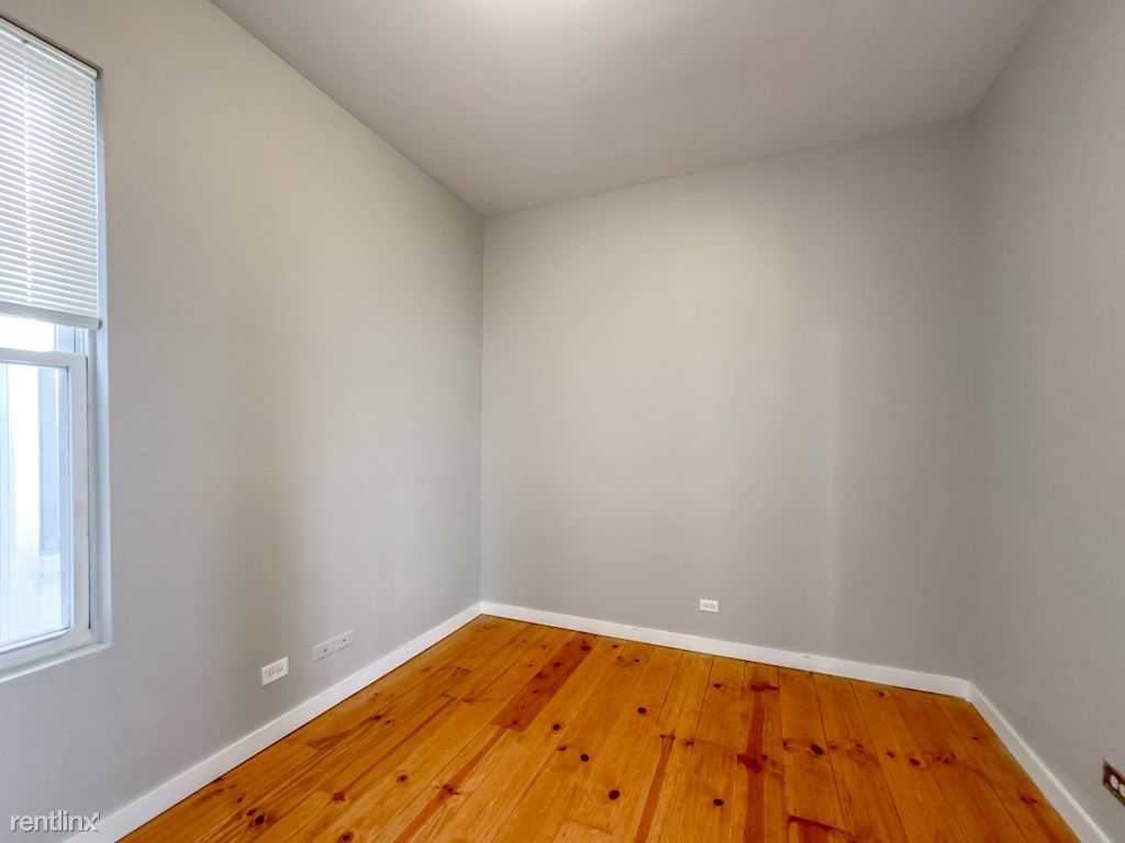 3950 N. Ashland, Unit 9 - Photo 8