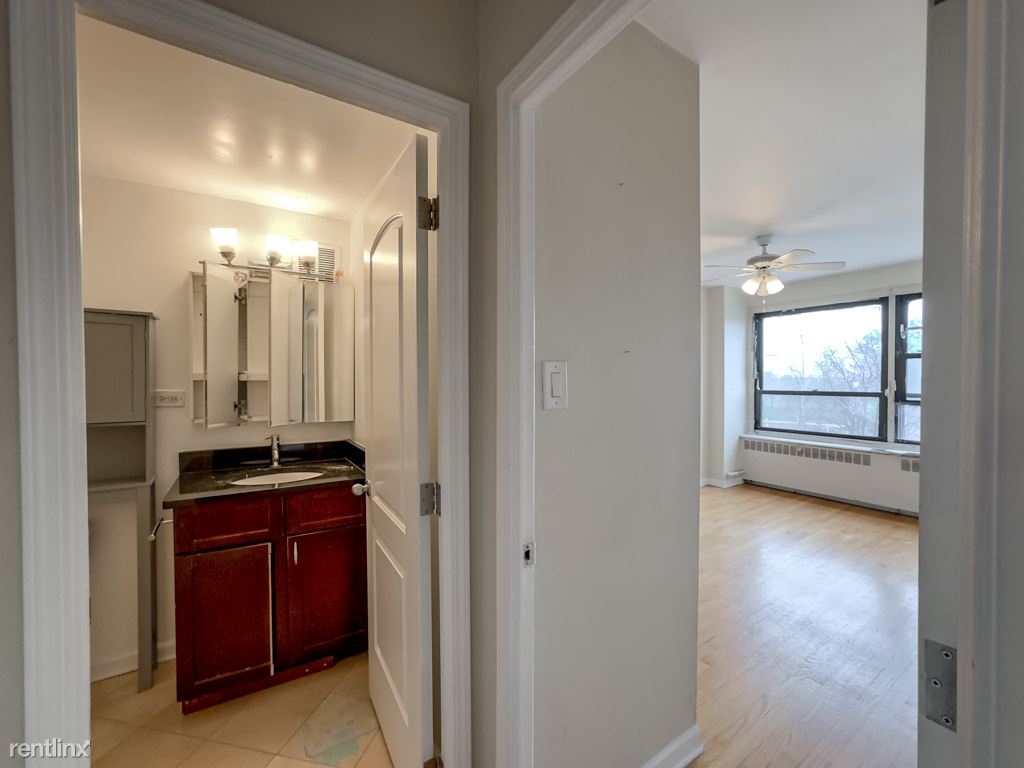 4180 N. Marine Drive, Unit A705 - Photo 17