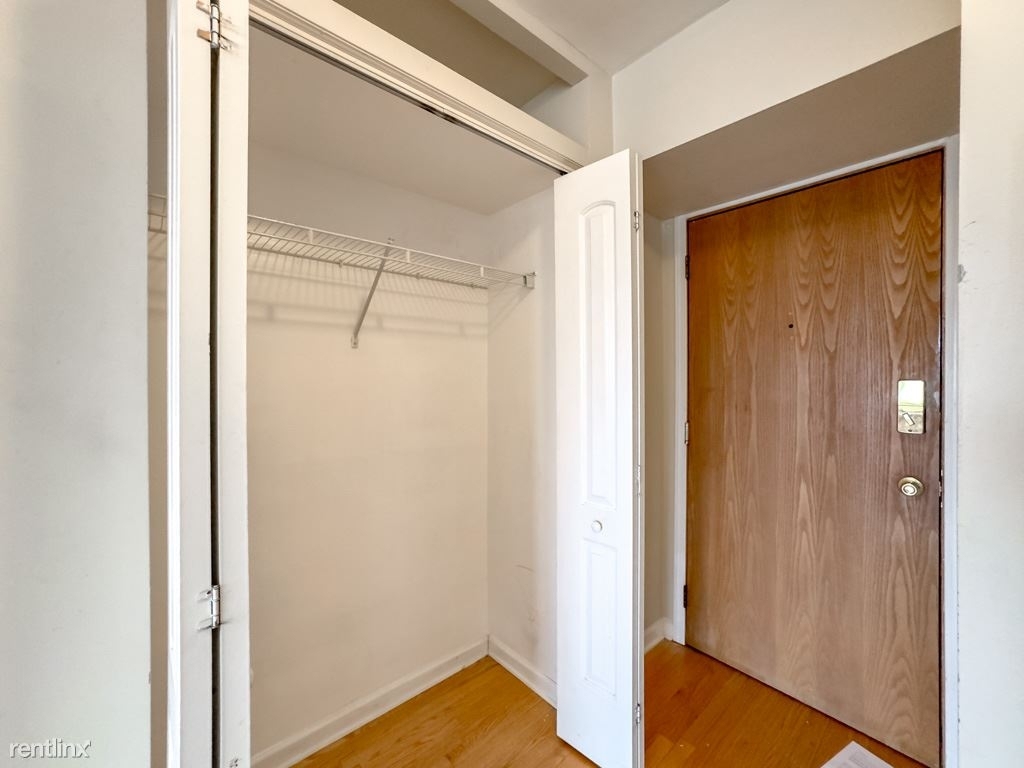 4180 N. Marine Drive, Unit A705 - Photo 5