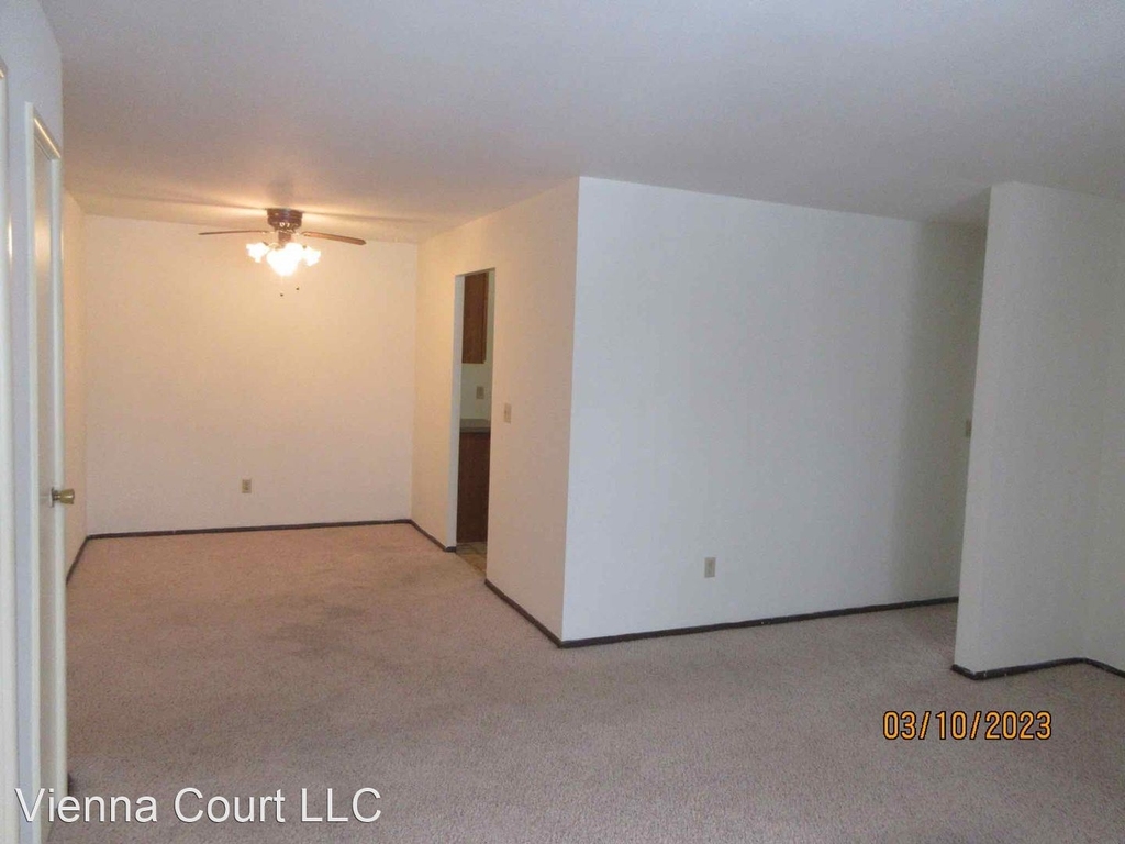 N111 W15780 - 15784 Vienna Court - Photo 3