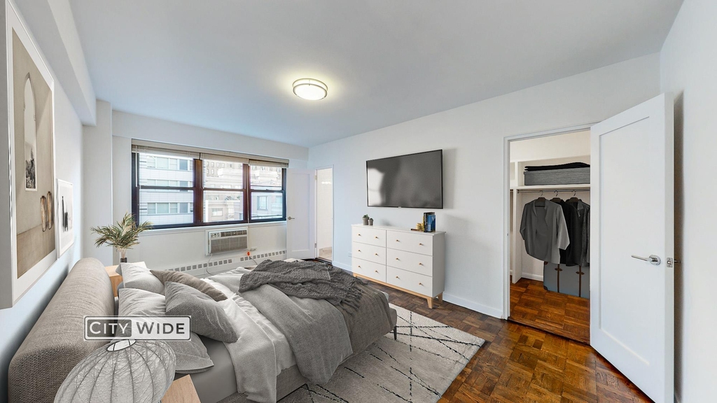 219 East 69th Street - Photo 3