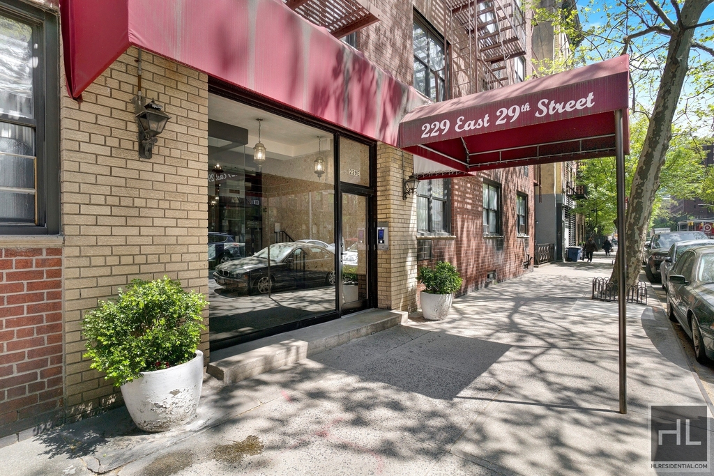 229 East 29 Street - Photo 8