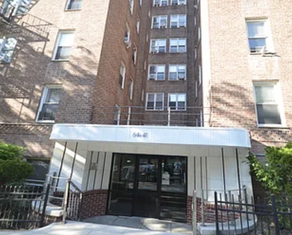 64-41 Saunders Street,Rego Park,NY 11374 - Photo 5