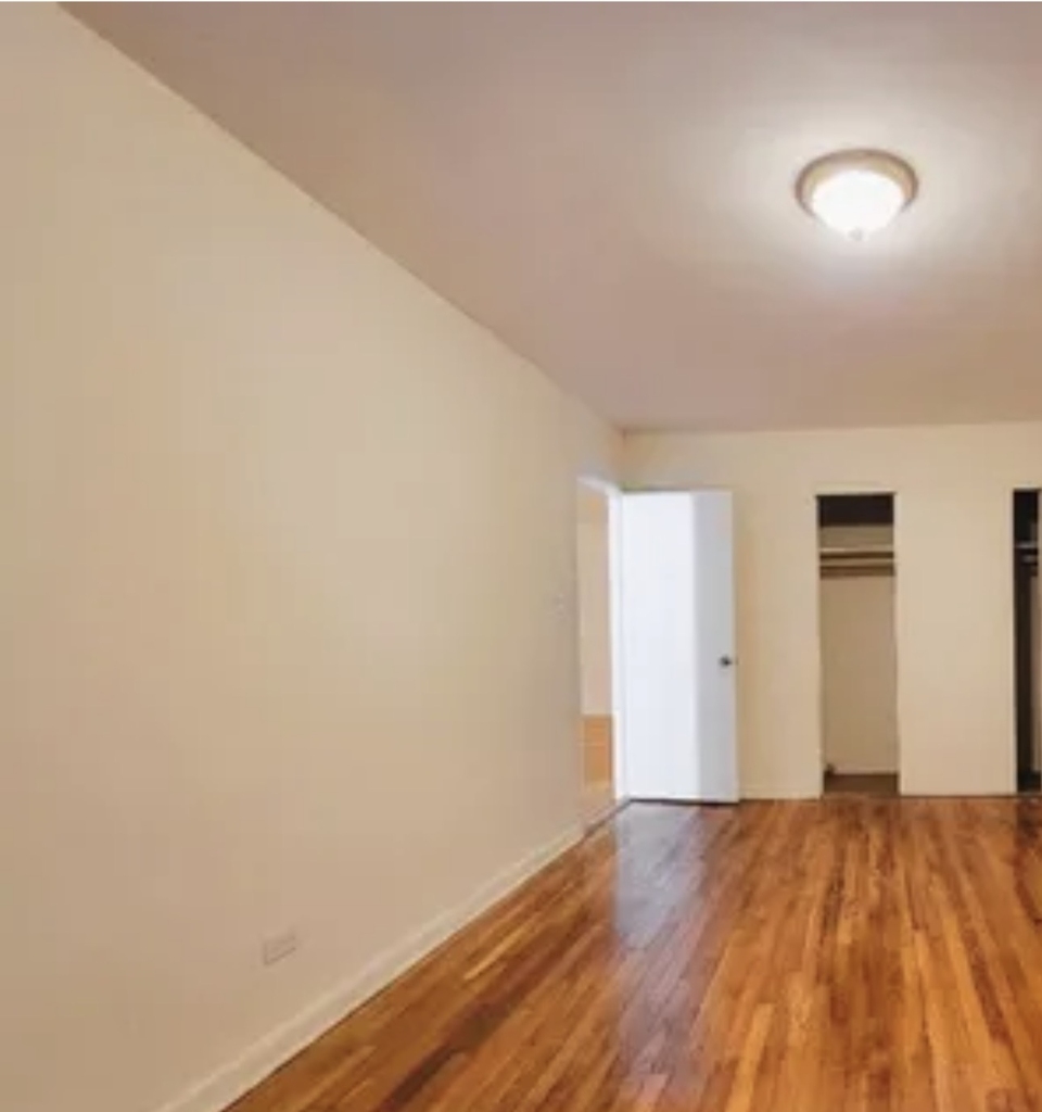 64-41 Saunders Street,Rego Park,NY 11374 - Photo 3