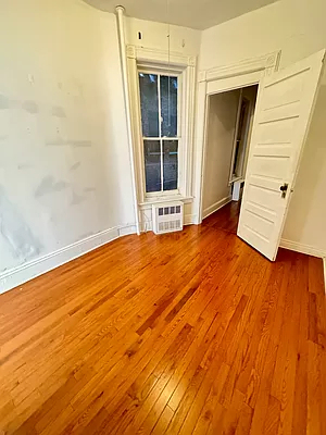 323A East 89th Street - Photo 5