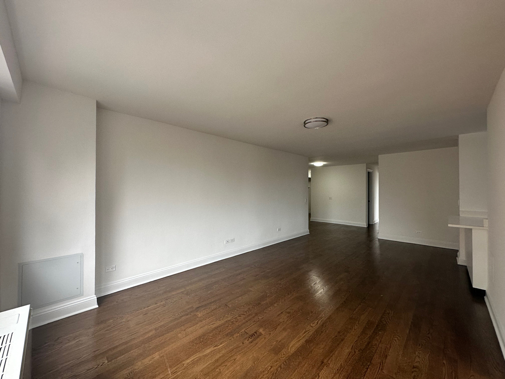 145 East 16th Street - Photo 2