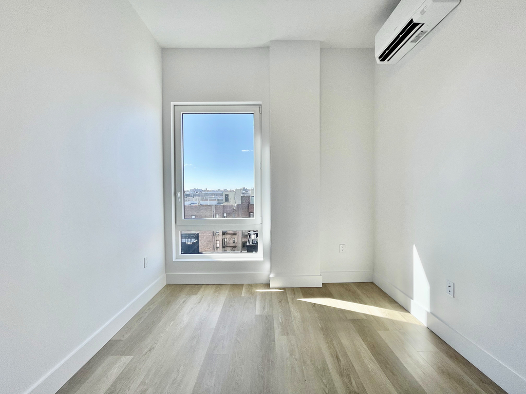 80 Linden Boulevard - Photo 6