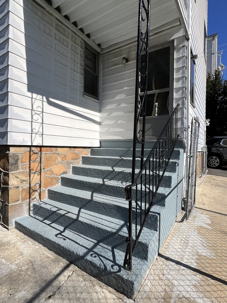 165 Smith Street - Photo 2