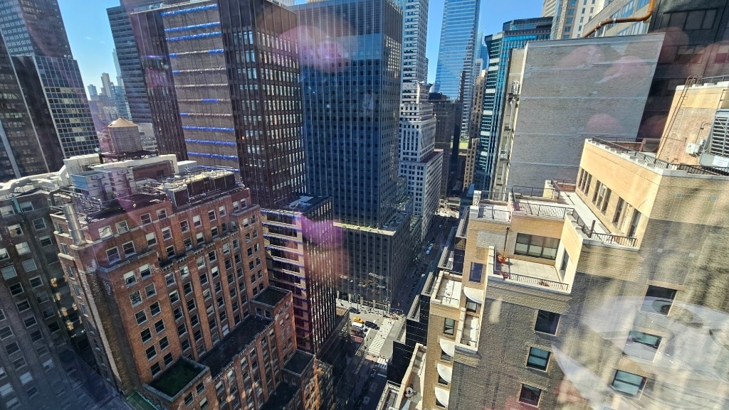 East 44th Street - Photo 1