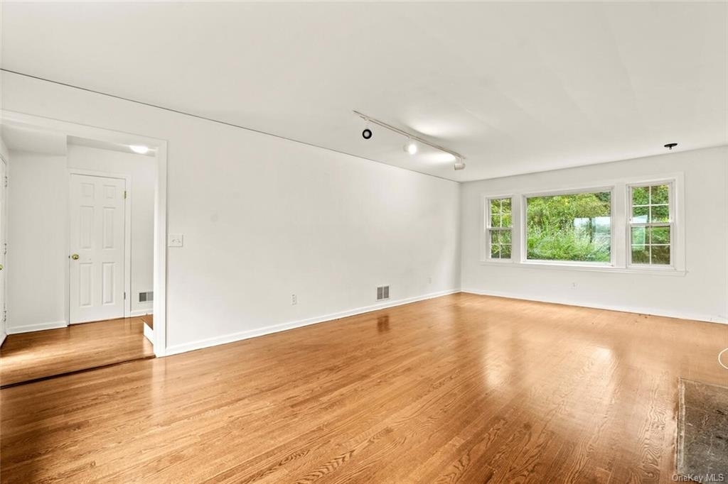 47 Hommocks Road - Photo 2