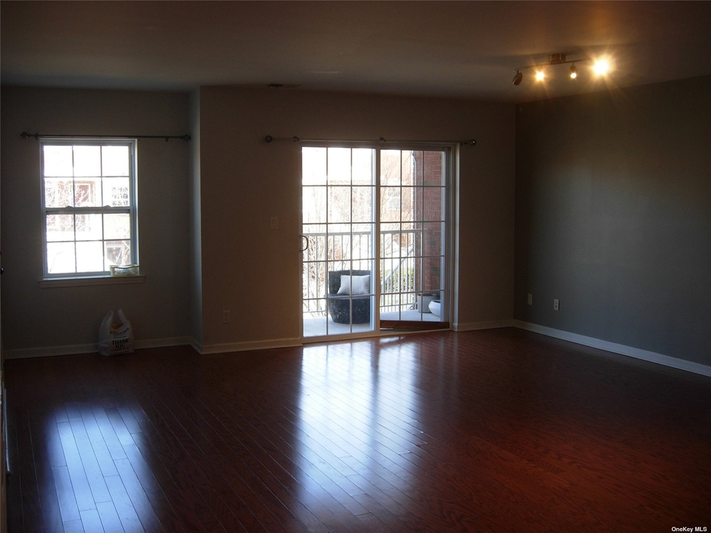 3-16 Endeavor Place - Photo 2