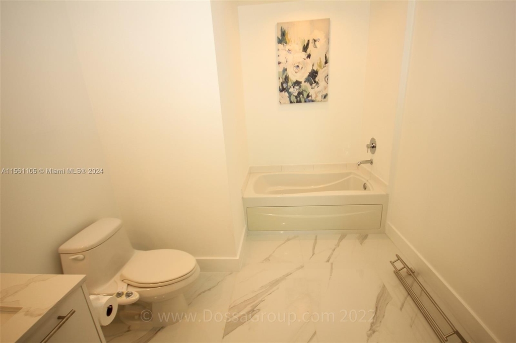 950 Brickell Bay Dr - Photo 33