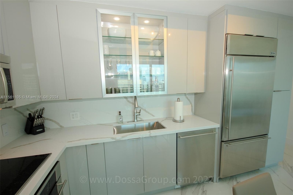 950 Brickell Bay Dr - Photo 20