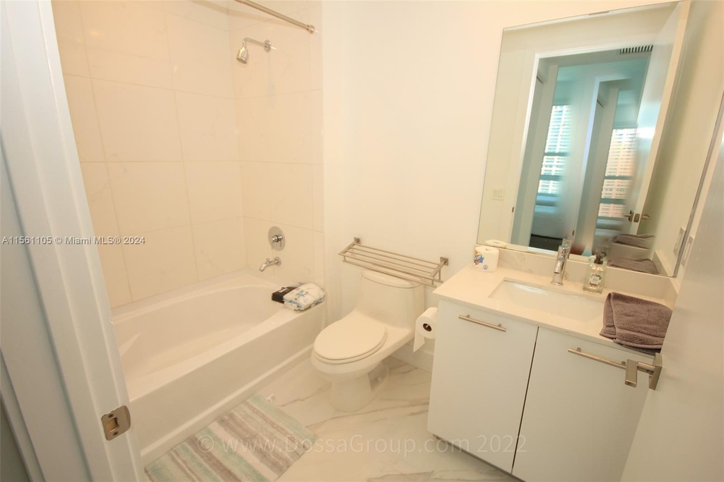 950 Brickell Bay Dr - Photo 43