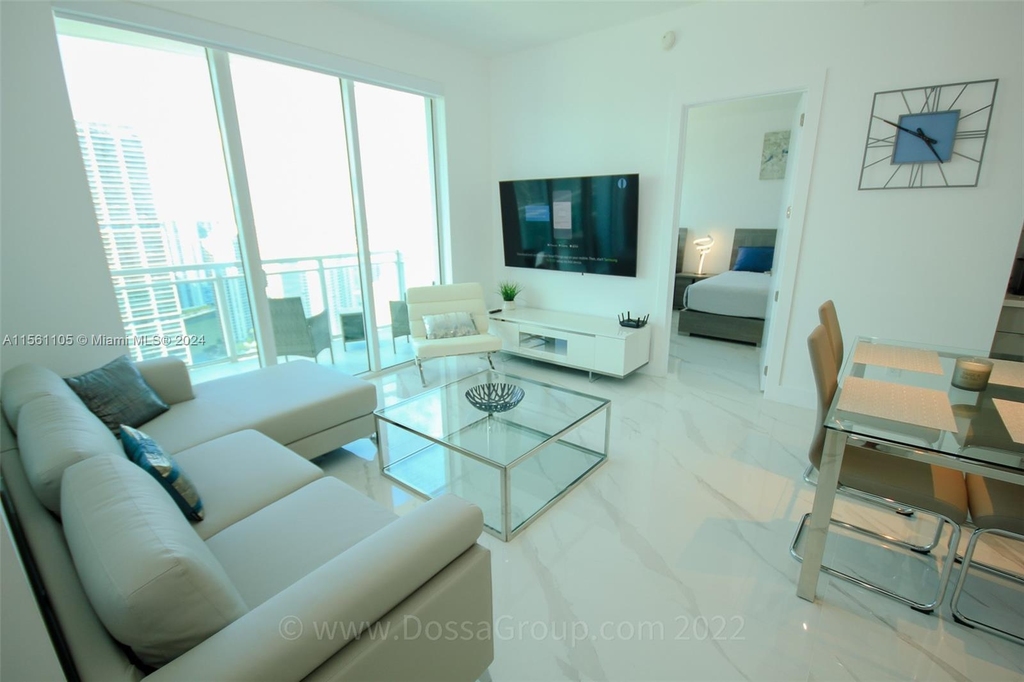 950 Brickell Bay Dr - Photo 8