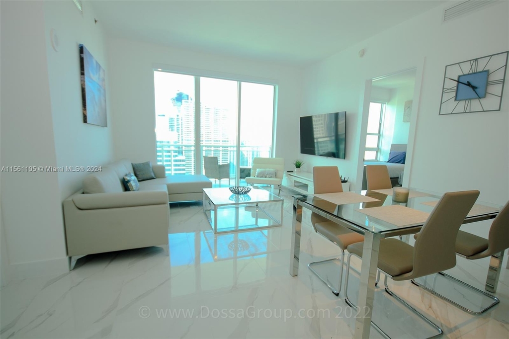 950 Brickell Bay Dr - Photo 10