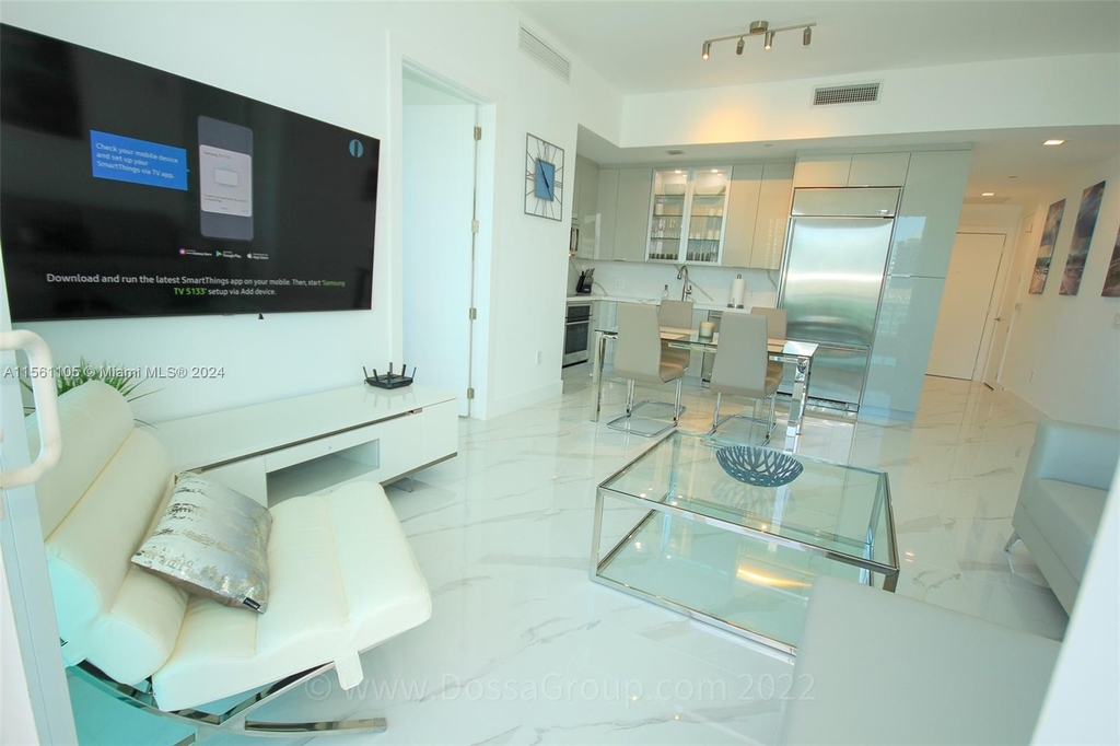 950 Brickell Bay Dr - Photo 11