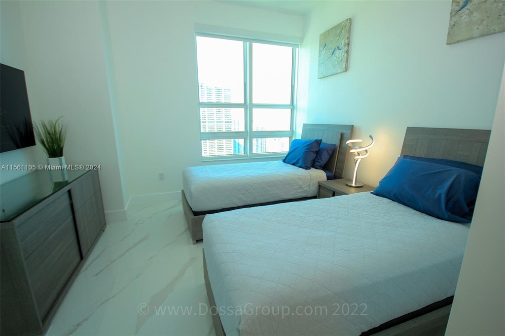 950 Brickell Bay Dr - Photo 37